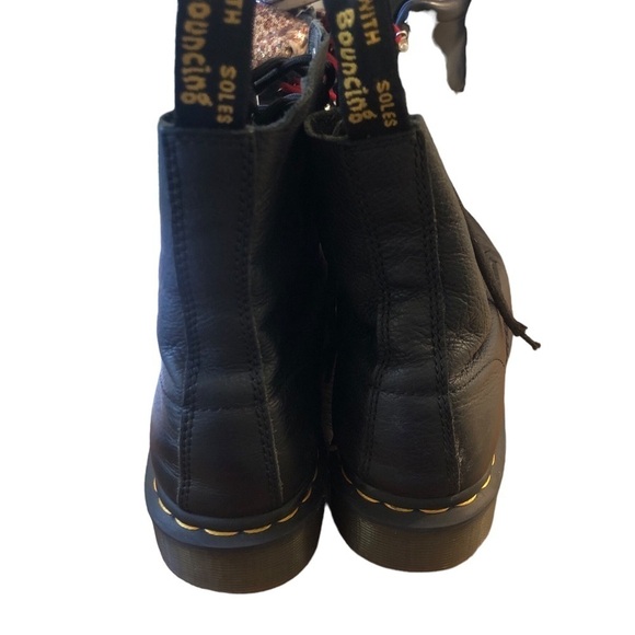 Doc Martens Airwair Moto Combat Boot Sz. 8 Black Leather Lace Up #1460 8-Eye - Picture 7 of 8